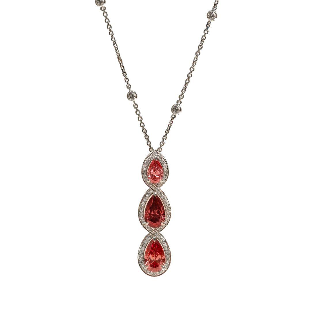 Trinity Pendant with chain