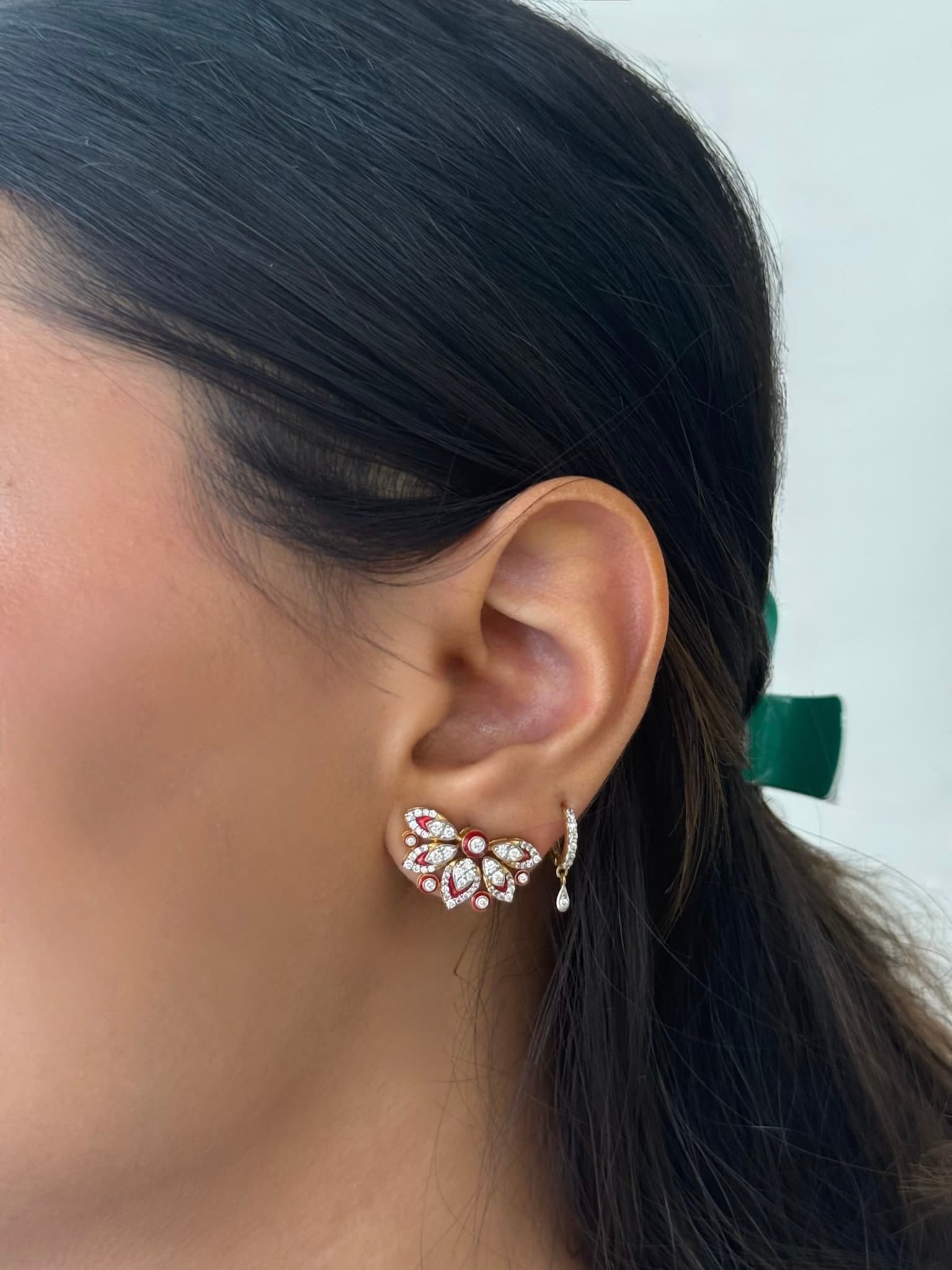 Flare earrings hover